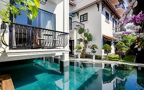 Riverside Impression Villa
